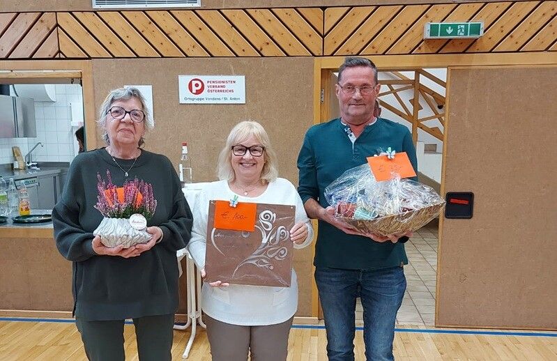 Beim ersten Preisjassen des PVÖ Vandans wurden 40 Teilnehmende für ihre Spielfreude belohnt.⇒Pensionistenverband Vandans