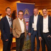 „Ambassadoren“ tagen und feiern