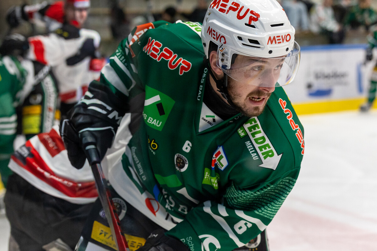 Daniel Hintermann und seine Kollegen feierten einen verdienten 3:2-Heimsieg.⇒Bildstein