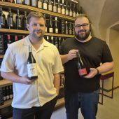 Neues Pächter-Duo übernimmt Vinothek