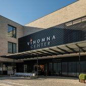 „Hier gehört es hin“: 15 Jahre Vinomna Center