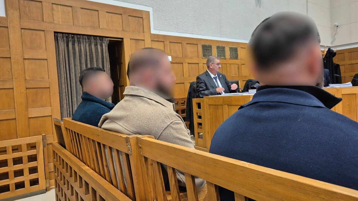  Den Brüdern war die Beziehung ihrer Cousine offenbar ein Dorn im Auge. ⇒EC