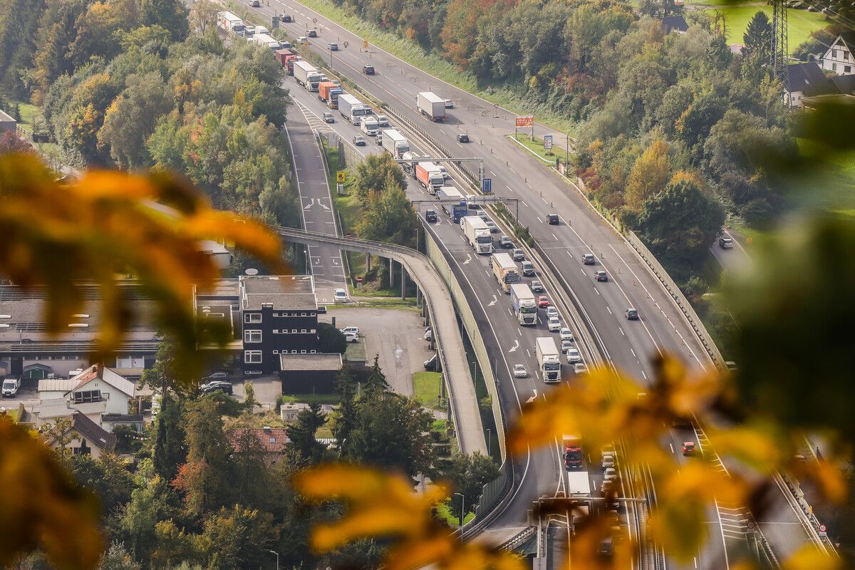 Der tagelange Stau auf der A14 hat auch der heimischen Wirtschaft massiv geschadet.⇒VN/steurer