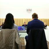 Zwölfjährige bei Schädel-OP dabei