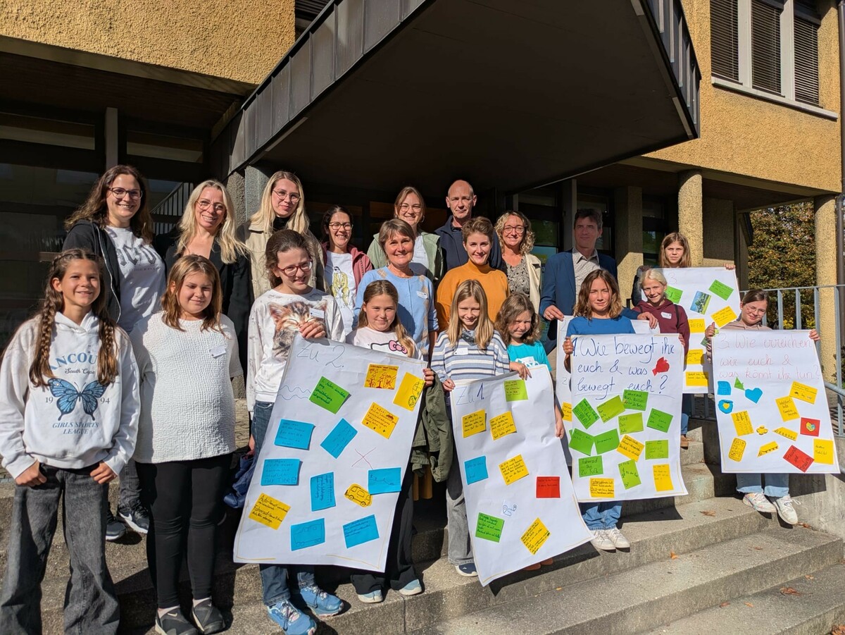 Die Mädchen brachten Ideen zum Thema Mobilität ein. ⇒Gemeinde Wolfurt