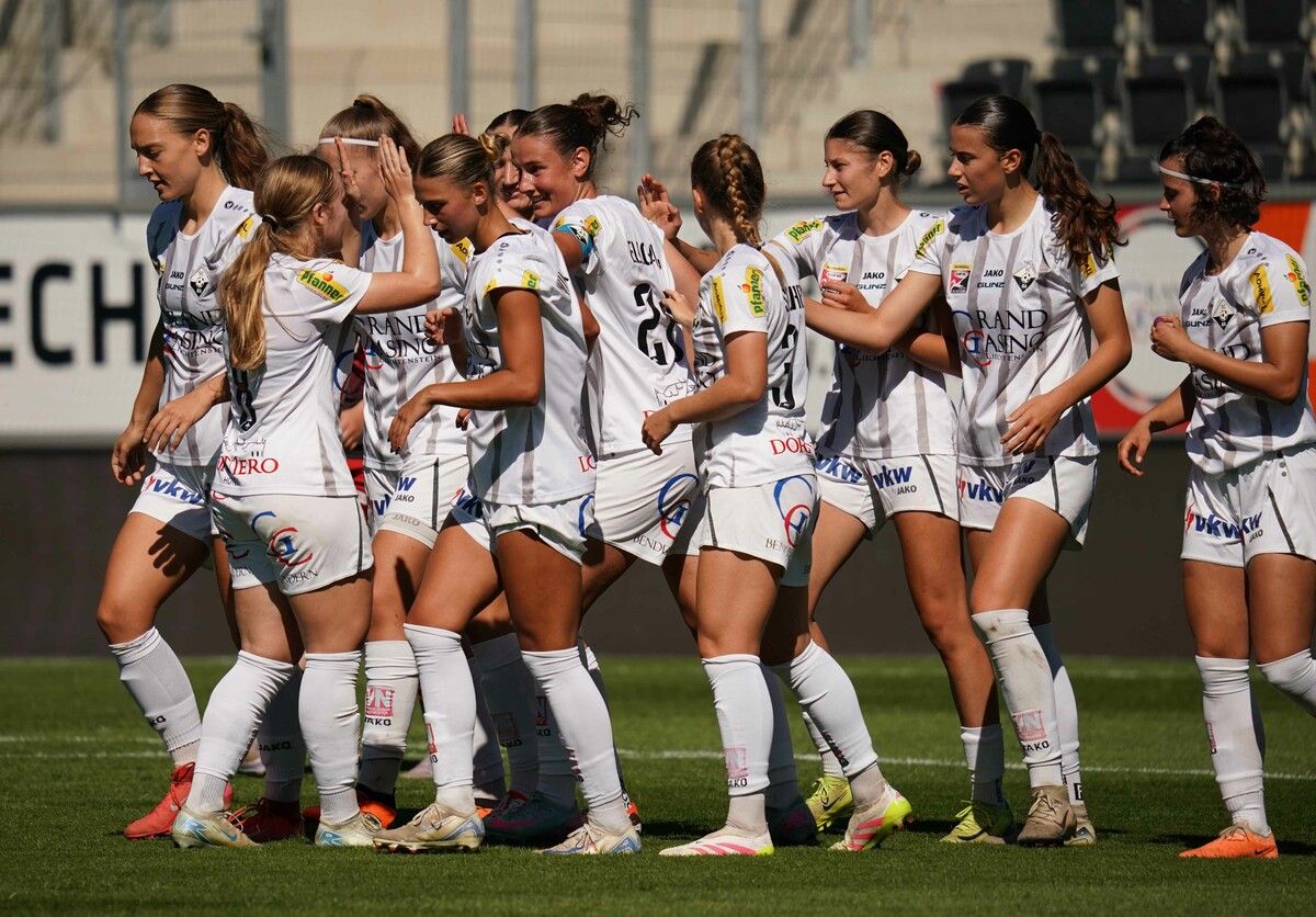 Ein Heimsieg der Frauenmannschaft über RB Salzburg würde der geschundenen Altacher Seele in Zeiten wie diesen sicher mehr als guttun. ⇒franzkopf