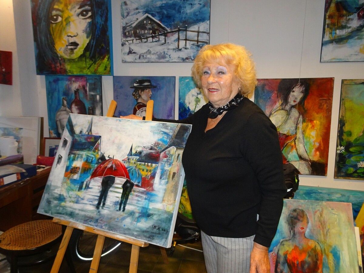 Elfi Mayer-Kollmannsberger freut sich kurz vor ihrem 85. Geburtstag, noch einmal bei einer großen Ausstellung im Kulturhaus ihre Werke zu zeigen. ⇒Mayer-Kollmannsberger (5)
