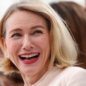 Naomi Watts hat einen Stern
