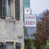 Bären darf abgerissen werden: Weg frei für neue Kreuzung. »A6