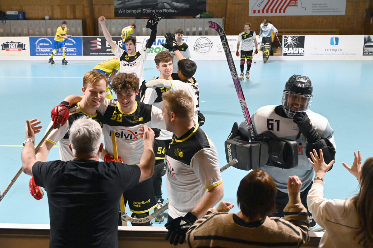 Gleich elf Treffer durften die Dornbirner Spieler bejubeln.⇒Verein