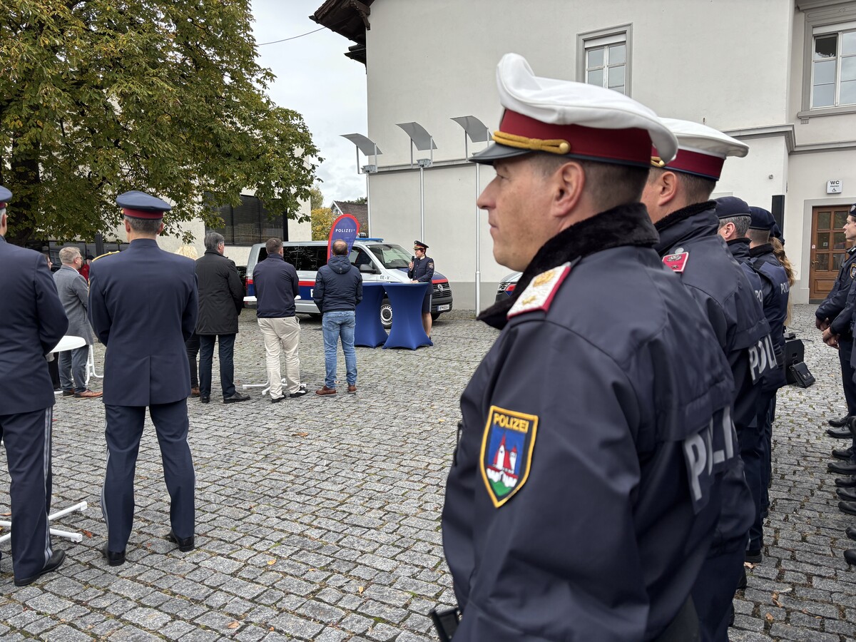 In Rankweil stand die Polizei Spalier und der Bevölkerung Frage und Antwort. ⇒VN