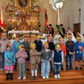 Bischofsbesuch mit ­feierlichem Gottesdienst