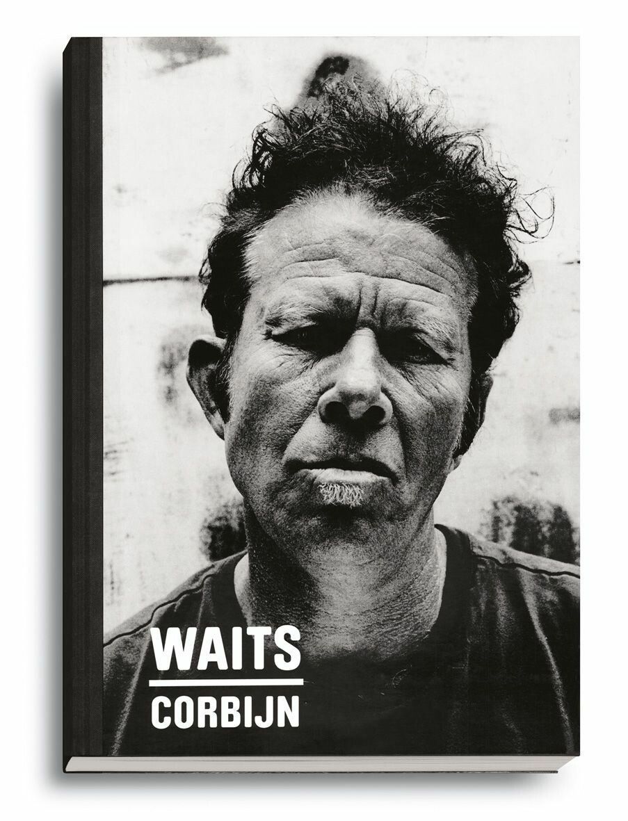 Kultbuch: „Waits/Corbijn”.⇒2025 Anton Corbijn