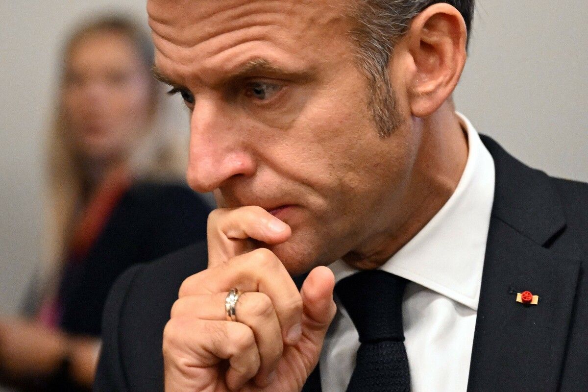 Präsident Macron kommt in der andauernden Regierungskrise immer mehr unter Druck.⇒AFP