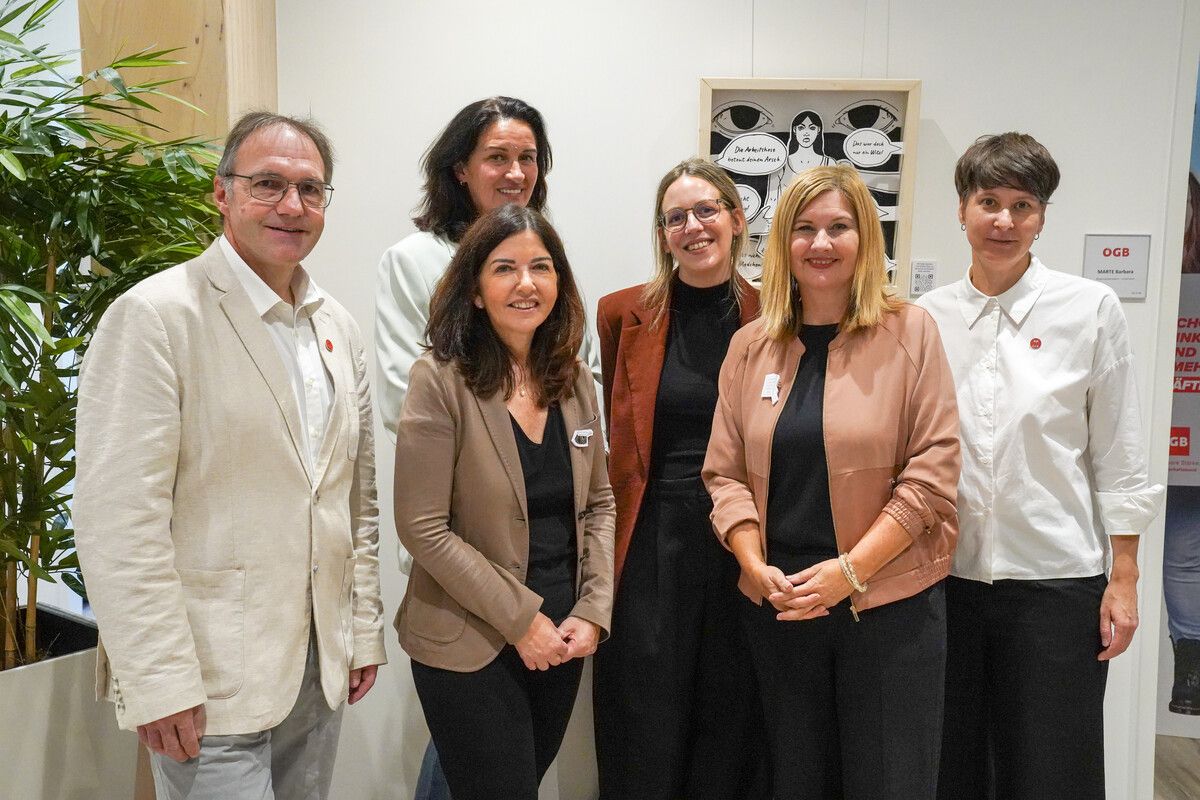 Reinhard Stemmer, Frauenvorsitzende Iris Seewald, Geschäftsführerin Manuela Auer, Angelika Atzinger (Amazone), Frauensekretärin Sabine Rudigier, Projektleiterin Karin Fitz. ⇒ÖGB