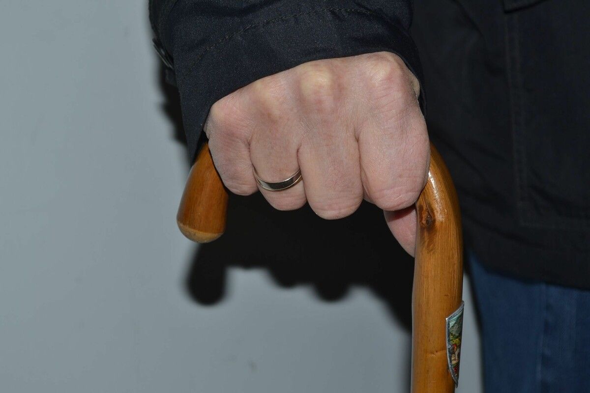 Sterben wird meist aus dem Leben ausgeklammert - es lohnt sich aber in jeder Lebensphase, sich mit der eigenen Sterblichkeit auseinander zu setzen.⇒EM