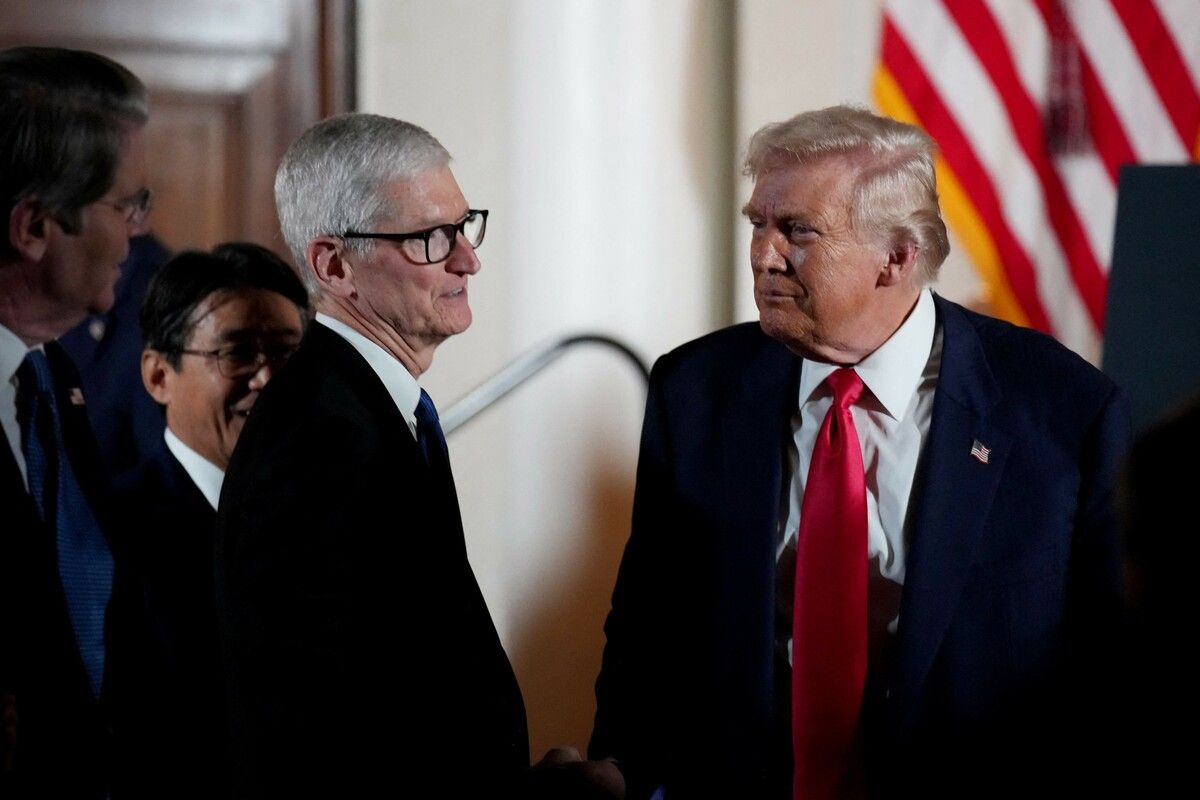 Stolzer Präsident: Gratuliert Donald Trump Apple-Chef Tim Cook?⇒AFP