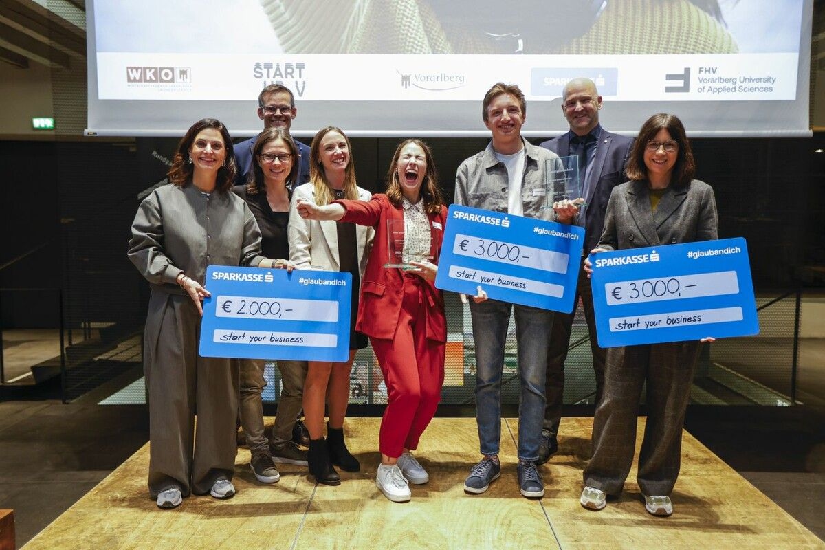 Strahlende Gesichter beim Start-Up-Wettbewerb.⇒WKV/EVA Rauch