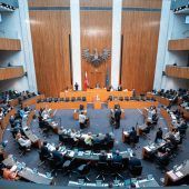 Defizit noch einmal um eine Milliarde höher