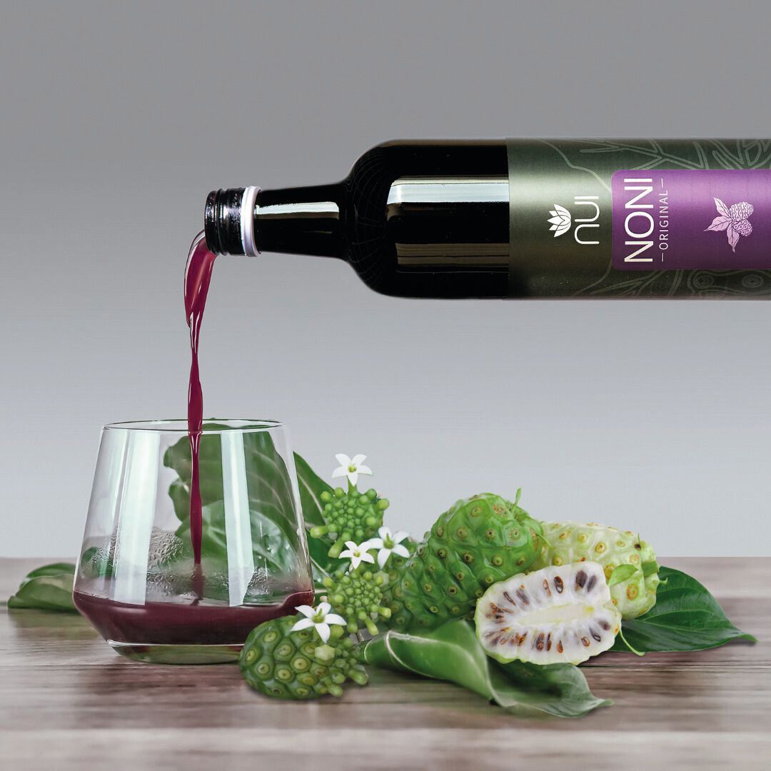 Zu zwei Flaschen NUI-NONI-Saft gibt es einen Balance Spray gratis dazu.⇒NUI NONI