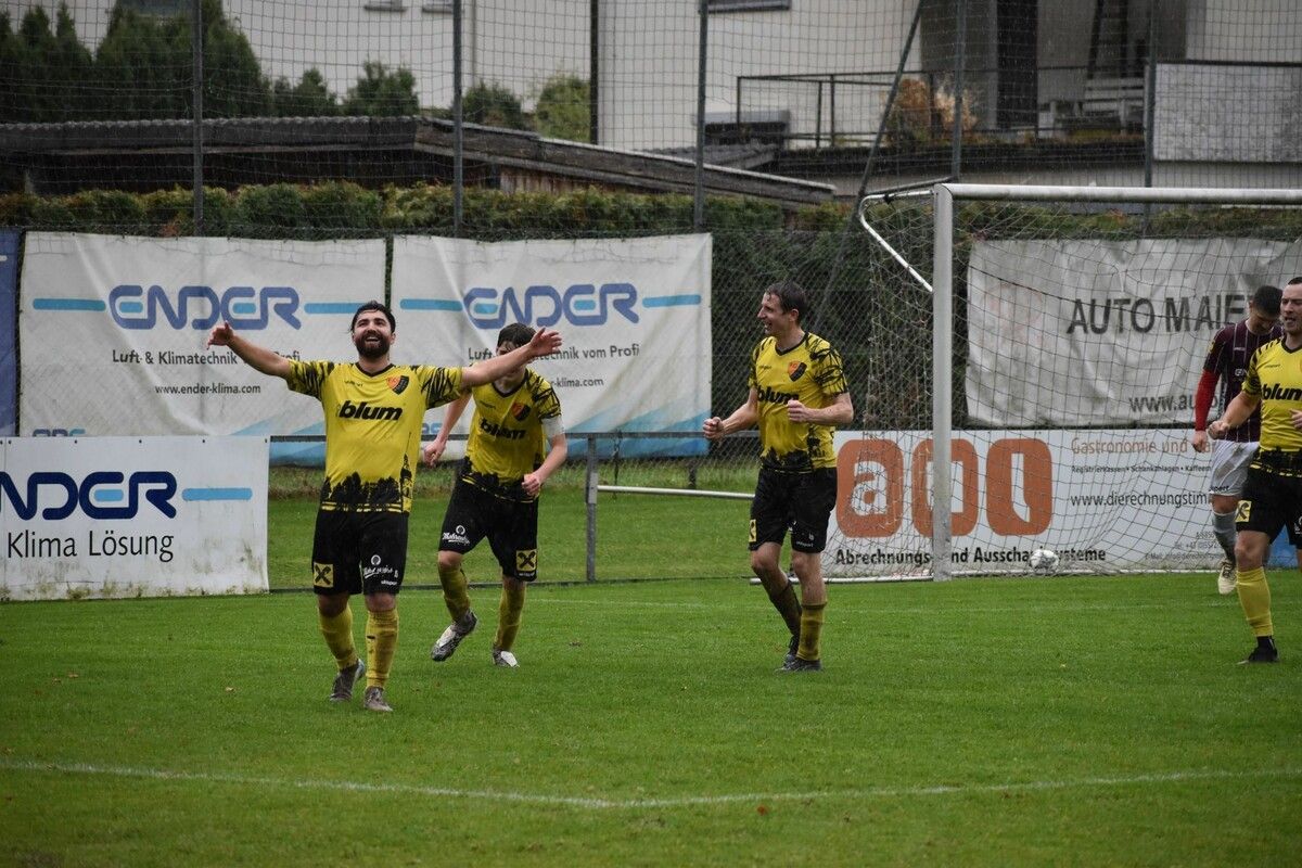 89-mal durften die Höchster Teams in der Hinrunde jubeln.⇒Phillip Plesch (2)