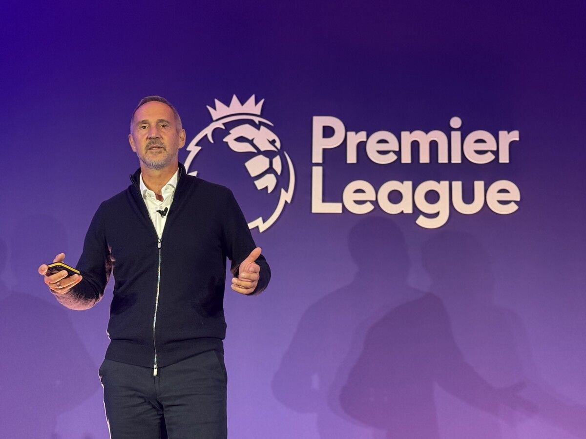 Adi Hütter als Vortragender im Rahmen des Trainer- und Manger-Kongresses der Premier League in London.⇒privat