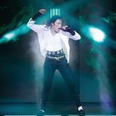 „BEAT IT!“ – Musik, ­Magie und Moonwalk