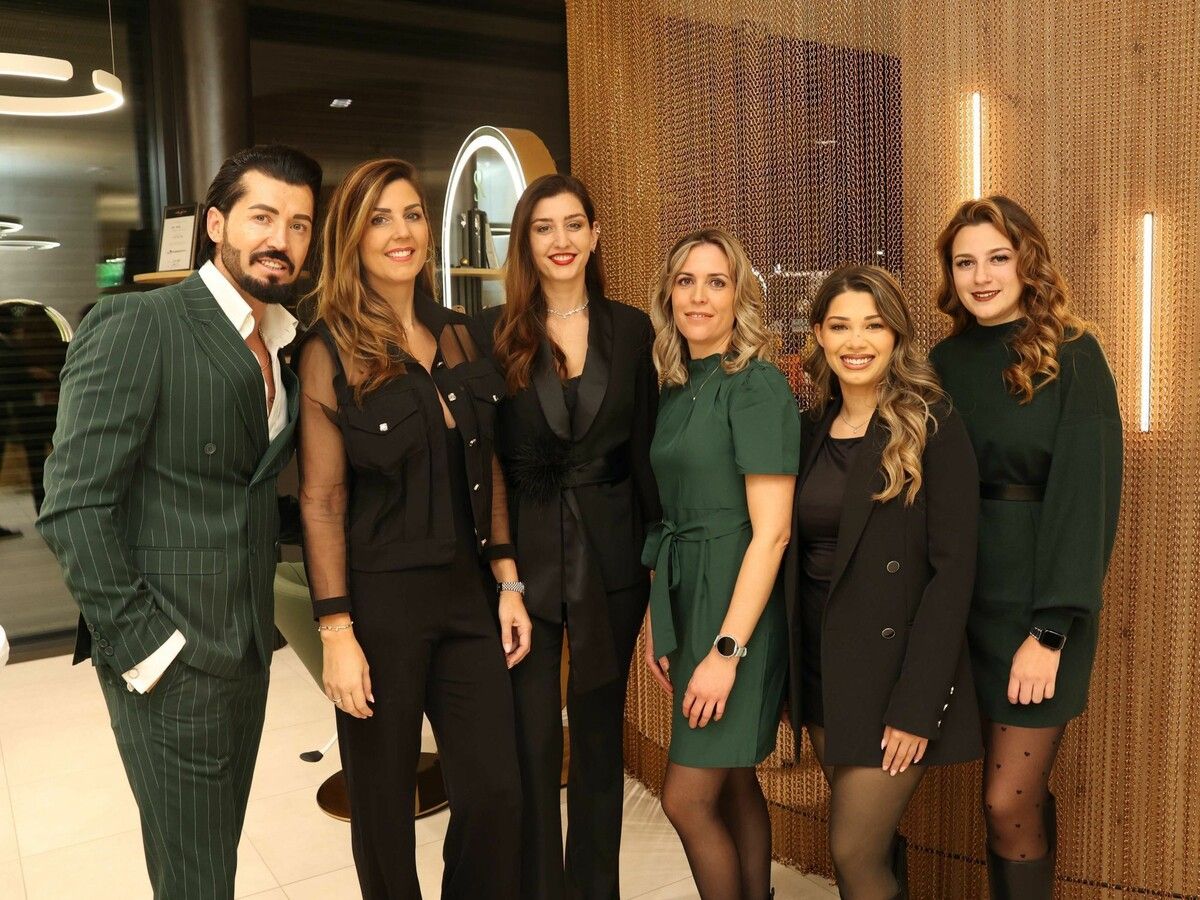 Apo und Sarah Atalay, Innenarchitektin Selina Schwarz, Schneideraum-Mitarbeiterinnen Stephanie Koller, Silvija Ilic und Laurina ­Baltisser.⇒AME