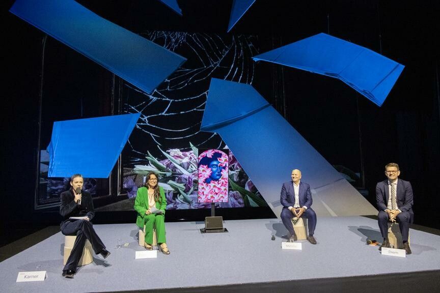 Babette Karner, Lilli Paasikivi, Hans-Peter Metzler und Michael Diem präsentierten das Programm.⇒Roland Paulitsch (3)