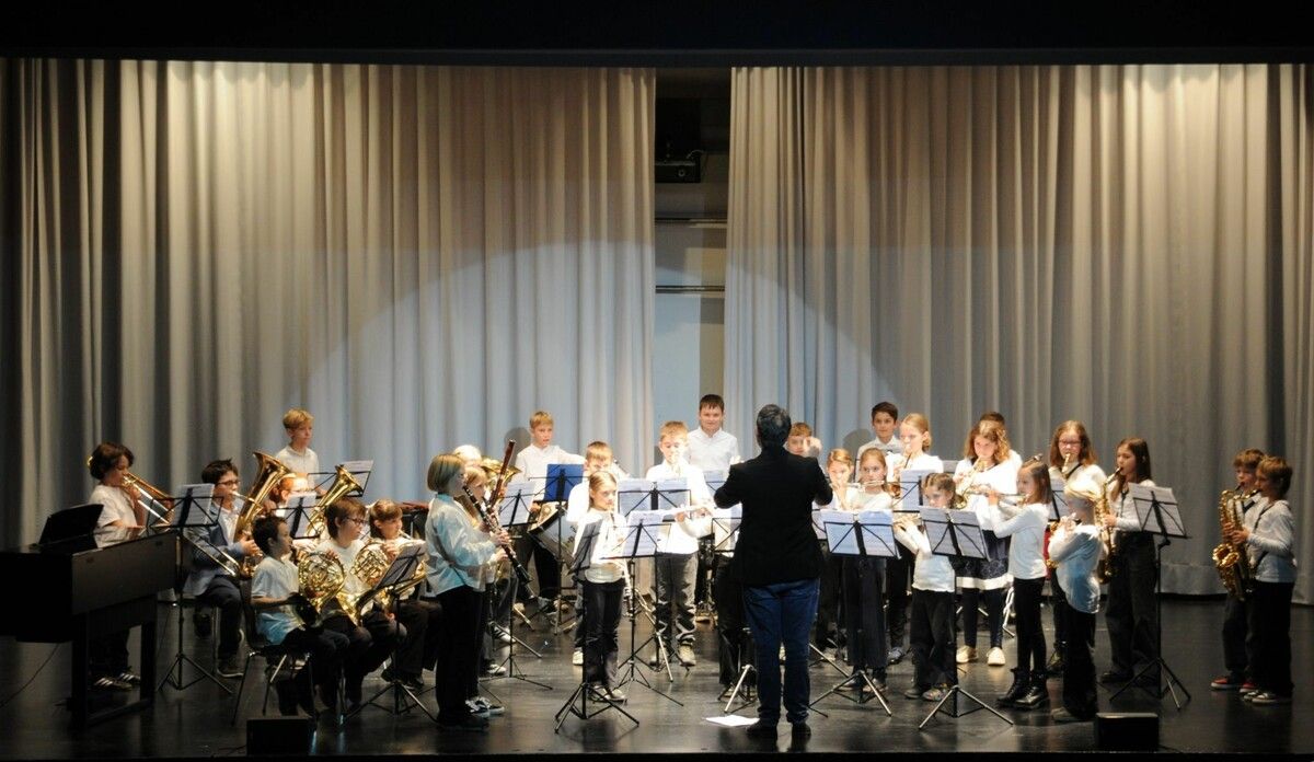 Das Blechbläserensemble trumpfte groß auf.⇒peter steidl