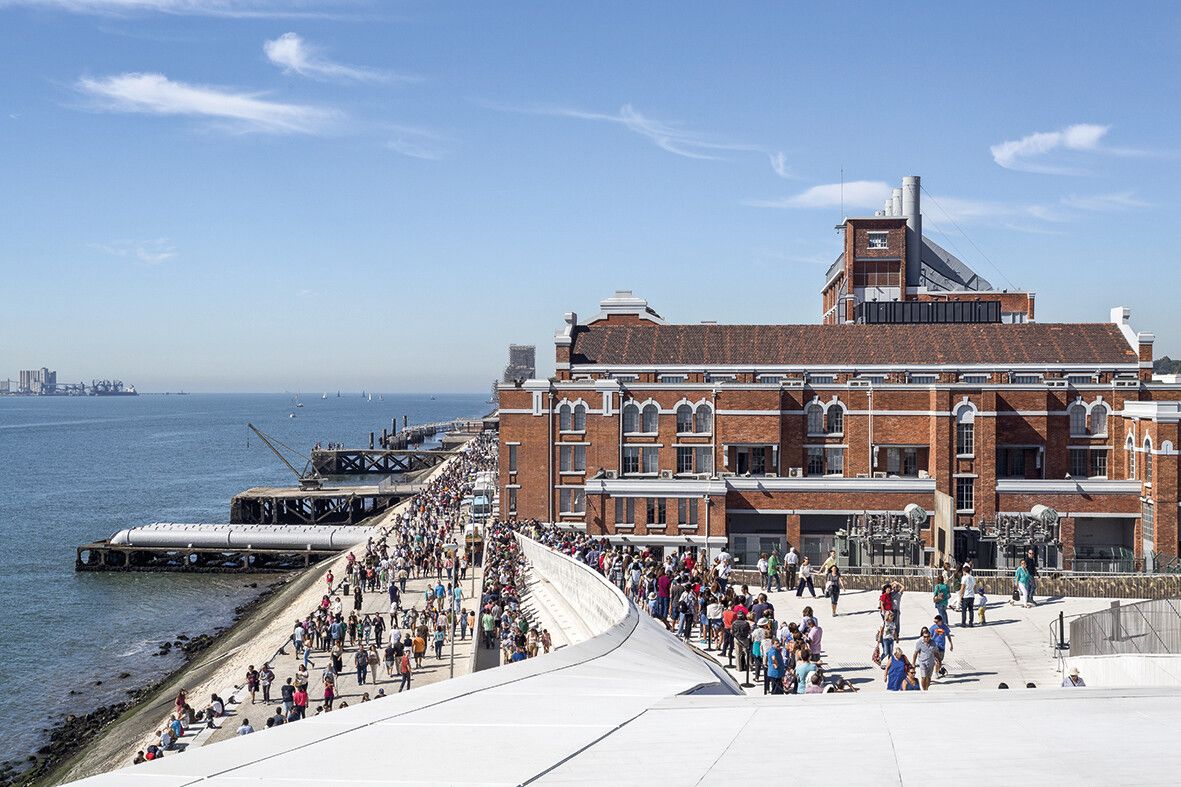 Das ehemalige Tejo-Kraftwerk befindet sich direkt neben dem MAAT.⇒Shutterstock