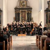 Zwischen Anmut und hellem Glanz