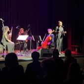 Worte, Klang und offener Dialog