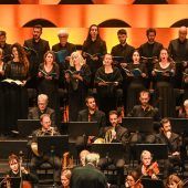 Beethoven kracht, Cherubini tröstet