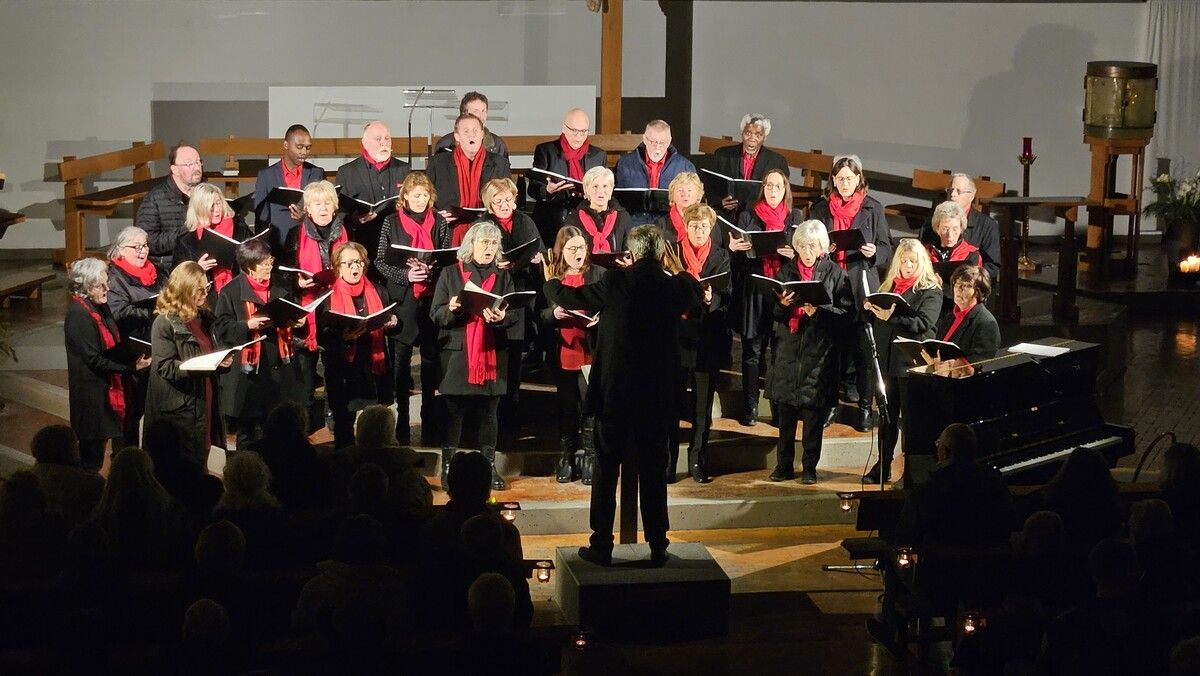 Der Gesangverein Nibelungenhort stimmt sich mit intensiven Proben auf das Adventkonzert am 7. Dezember ein.⇒ Gesangverein Nibelungenhort