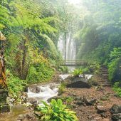 Das Dorf der Wasserfälle
