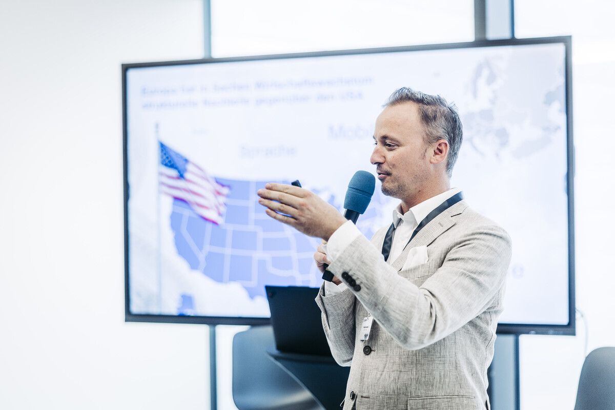 Der Vorarlberger Börsenexperte Patrick Schuchter arbeitet seit 2019 bei der deutschen Fondsgesellschaft Union Investment in Frankfurt.