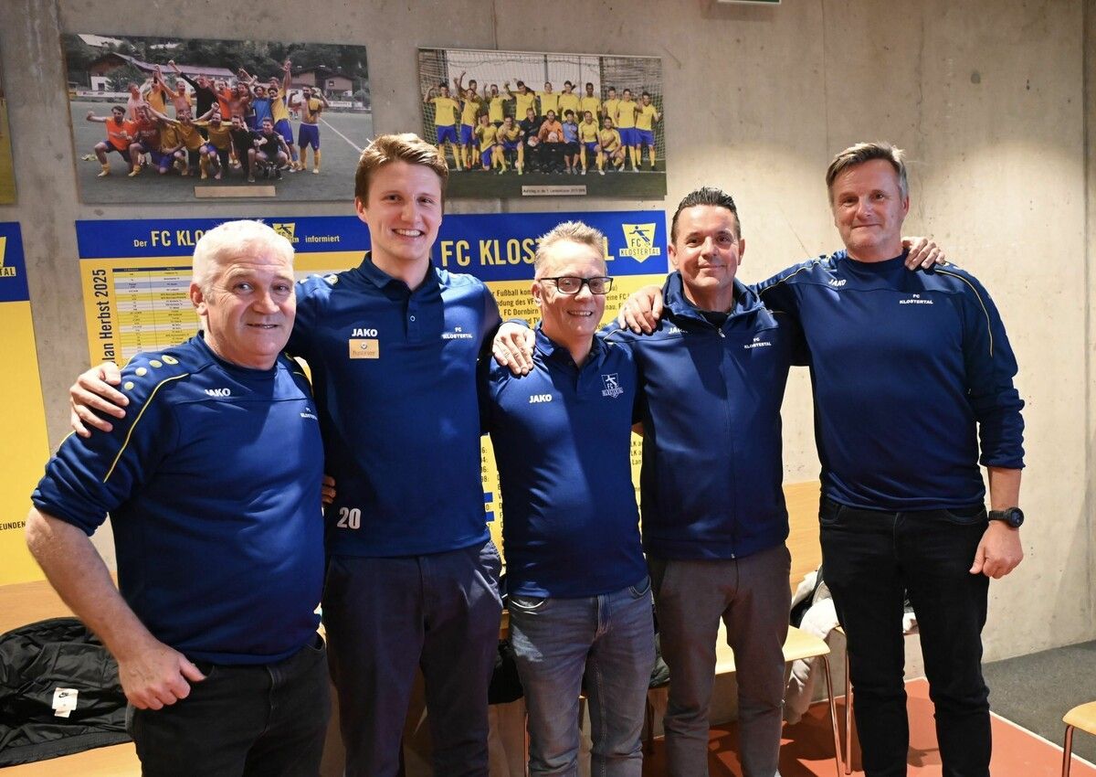 Der Vorstand wurde neu gewählt.⇒dob (3)