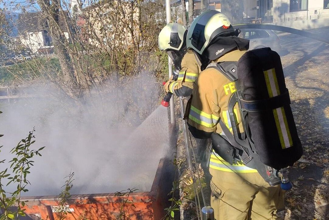 Die Feuerwehr konnte den Brand rasch löschen.⇒Feuerwehr Nüziders