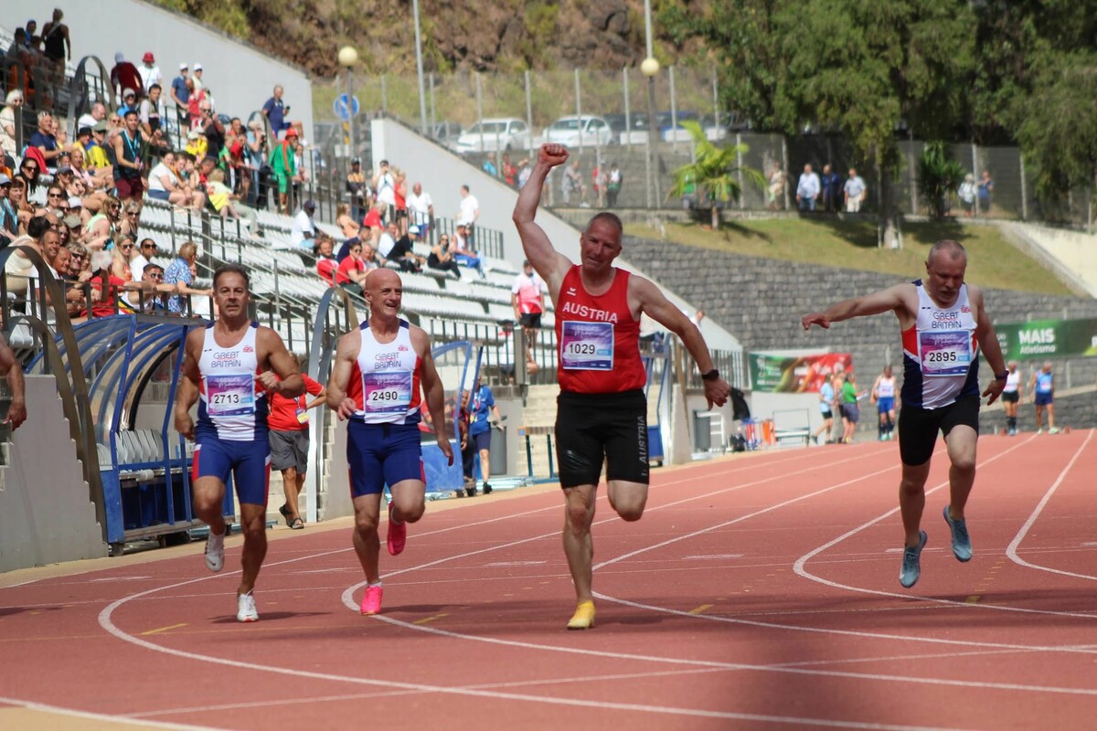 Edi Gonaus sprintet zu Silber – starke Auftritte der Götzner Masters-Athleten auf Madeira.
              ⇒
              Sparkasse Sportgemeinschaft Götzis