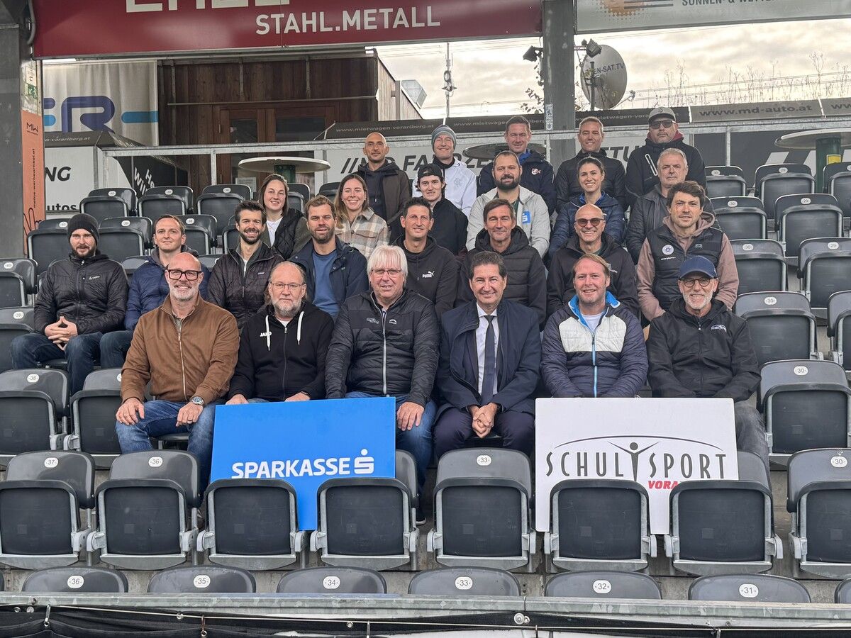 Ein abschließendes Gruppenbild durfte nach getaner Arbeit nicht fehlen.⇒Lutz