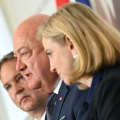 Der Budgetlage geschuldet steckt die Bundesregierung im Stimmungstief fest. »A2