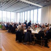 SCR-Altach-Businesscenter arbeitet Fußballern zu. »D1