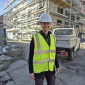 Kontrolle auf dem Bau