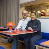 Reinhard und Rose Gehrer eröffnen das „Ibon“ in Bregenz. »D1