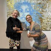 Punkte, Herzen und ein Friedensgruß