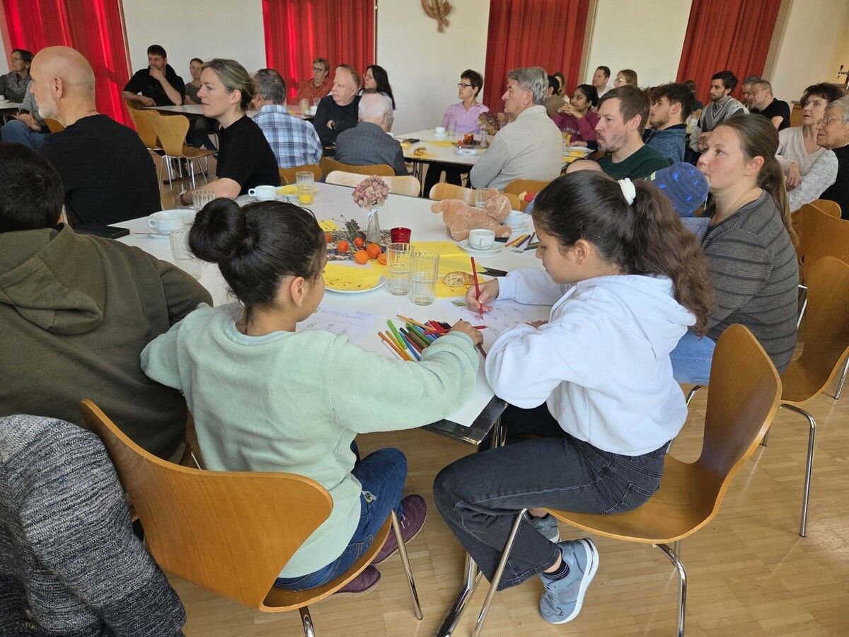 Groß und Klein waren der Einladung zum Willkommensfrühstück gefolgt.⇒Heike Montiperle