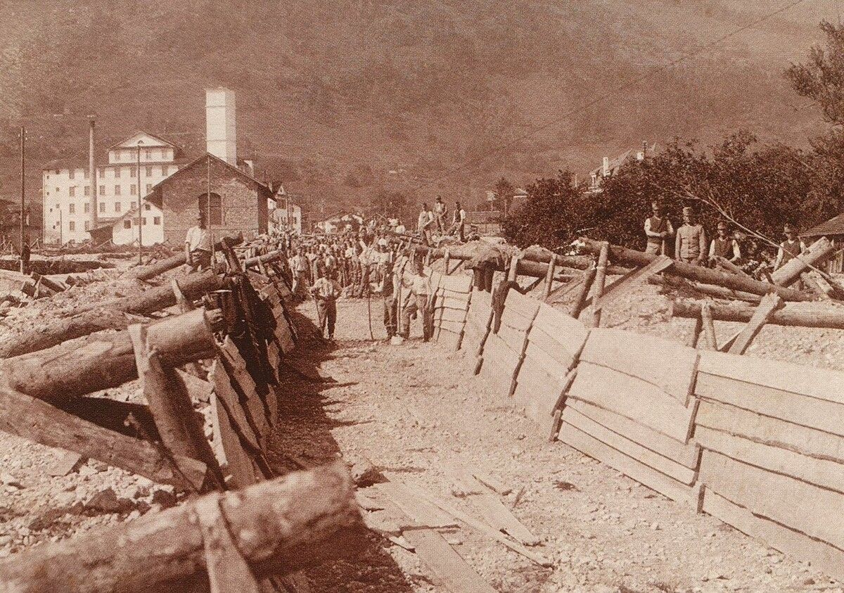 Hochwassersicherung unterhalb der Oberen Spinnerei, 1910. ⇒Gemeindearchiv Nenzing