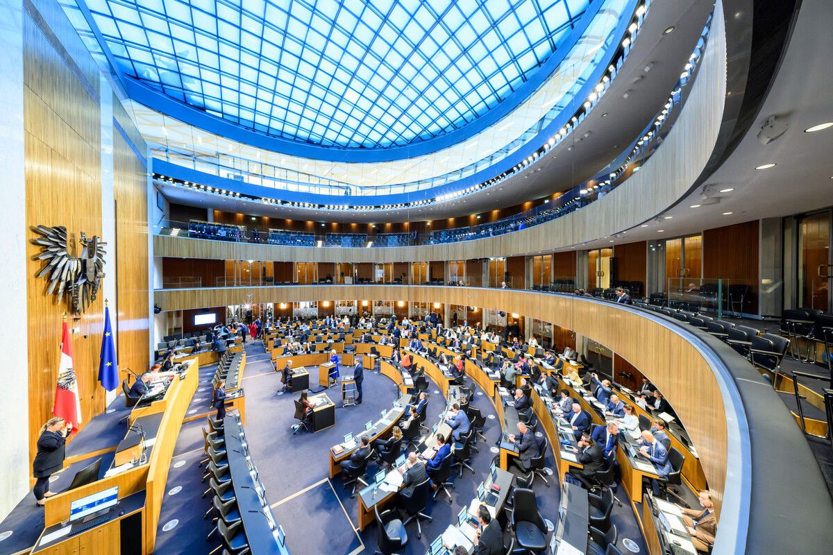 Im Parlament beginnt eine unspektakuläre, aber wohl emotionale Woche.⇒APA