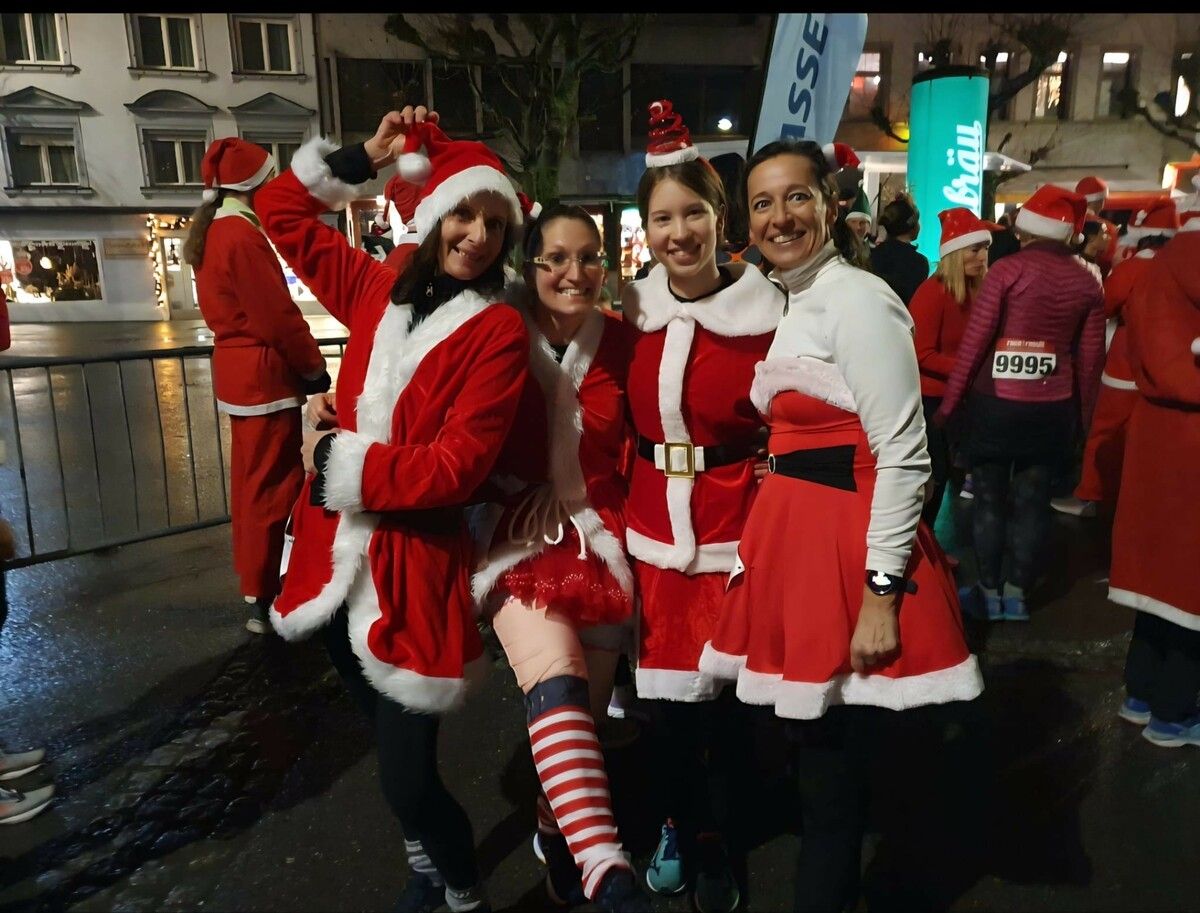 Im vergangenen Jahr schnürten über 200 Nikolofrauen und Nikolomänner mit voller Begeisterung die Laufschuhe für den guten Zweck.⇒veranstalter